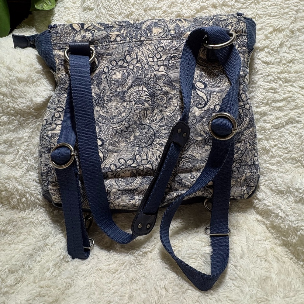 Sakroots Tan Fabric Interior - Picture 2 of 4